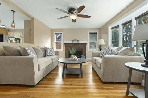 9 Walter Rd, Danvers, MA 01923 photo 6