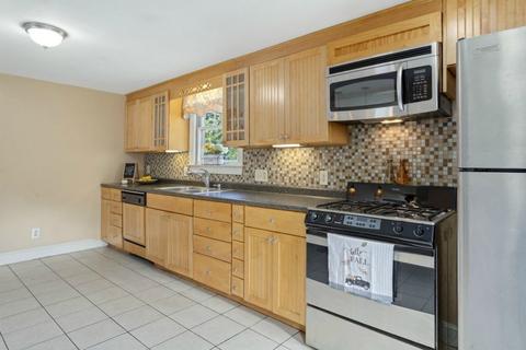 9 Walter Rd, Danvers, MA 01923 photo 8