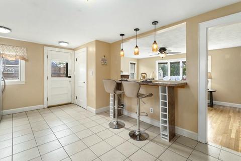 9 Walter Rd, Danvers, MA 01923 photo 9