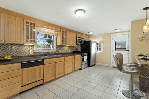 9 Walter Rd, Danvers, MA 01923 photo 7