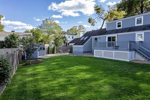 16 Beach St, Marblehead, MA 01945 photo 32