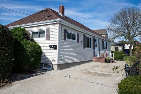 798 Cambridge St, Fall River, MA 02721 photo 15