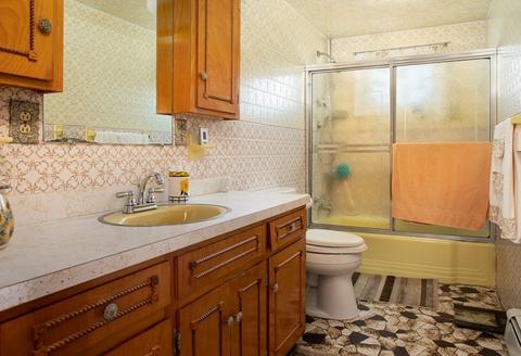 798 Cambridge St, Fall River, MA 02721 photo 28
