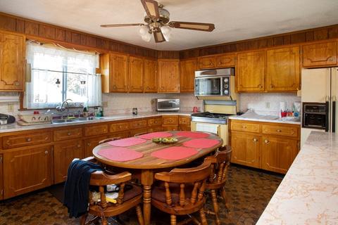 798 Cambridge St, Fall River, MA 02721 photo 29