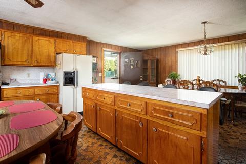 798 Cambridge St, Fall River, MA 02721 photo 31