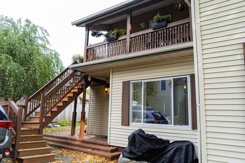 56 Chase Ave, Webster, MA 01570 photo 3