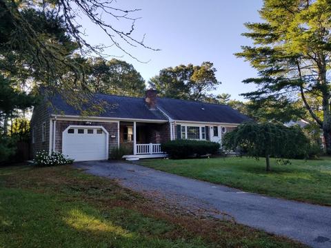 414 Mariner Cir, Barnstable, MA 02635 photo 2