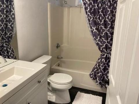 82 Phillips Ave, Springfield, MA 01119 photo 12