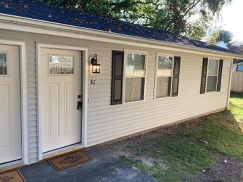 82 Phillips Ave, Springfield, MA 01119 photo 4