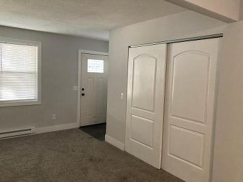 82 Phillips Ave, Springfield, MA 01119 photo 13