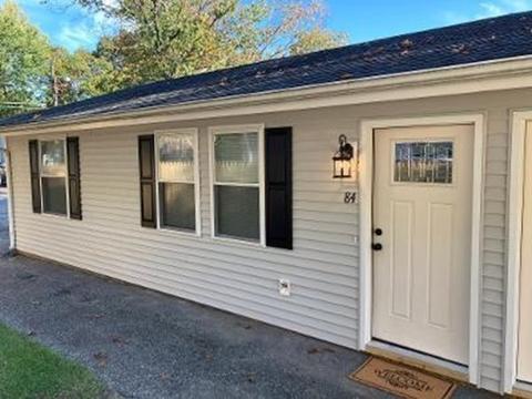 82 Phillips Ave, Springfield, MA 01119 photo 5