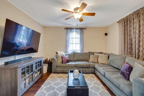 2 Cedar Pl, Framingham, MA 01702 photo 3
