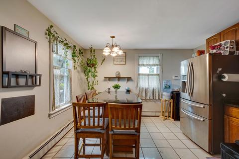 2 Cedar Pl, Framingham, MA 01702 photo 4