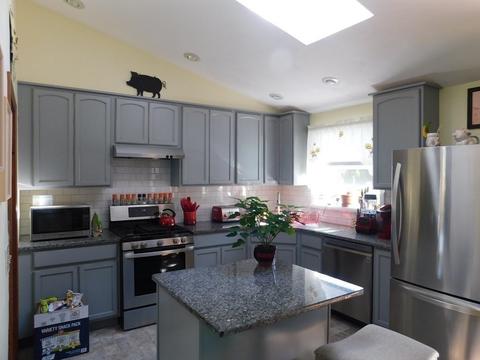675 Elsbree St, Fall River, MA 02720 photo 5