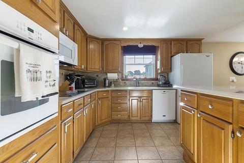 23 Glendale, Danvers, MA 01923 photo 10