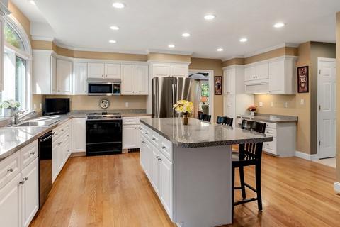 48 Algonquin Rd, Canton, MA 02021 photo 11