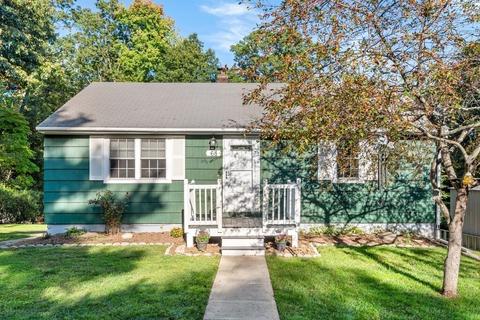 68 Svenson Ave, Worcester, MA 01607 photo 1
