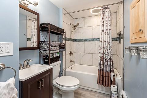 68 Svenson Ave, Worcester, MA 01607 photo 9