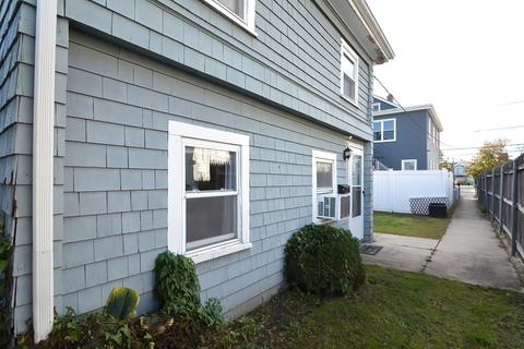 21 Almy St, Fall River, MA 02720 photo 2