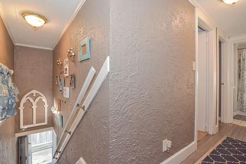 21 Almy St, Fall River, MA 02720 photo 11