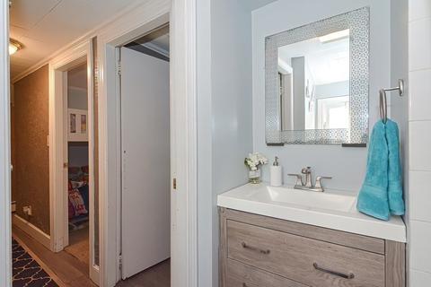 21 Almy St, Fall River, MA 02720 photo 20