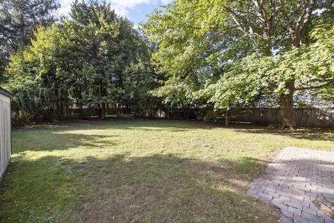 4 Hampton Rd, Stoneham, MA 02180 photo 37