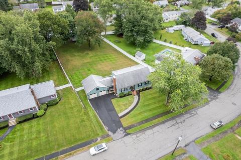 7 Ardmore Dr, Danvers, MA 01923 photo 2