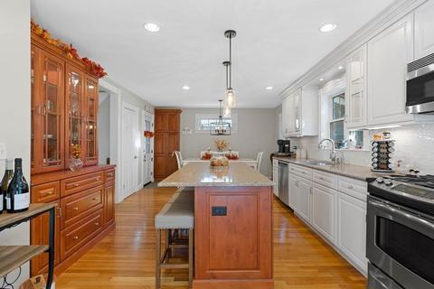 13 Winthrop Ave, Reading, MA 01867 photo 12