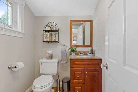 13 Winthrop Ave, Reading, MA 01867 photo 27