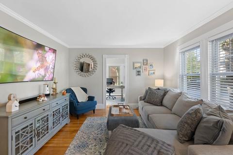 13 Winthrop Ave, Reading, MA 01867 photo 4