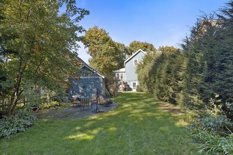 13 Winthrop Ave, Reading, MA 01867 photo 30