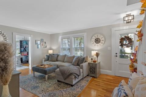 13 Winthrop Ave, Reading, MA 01867 photo 6