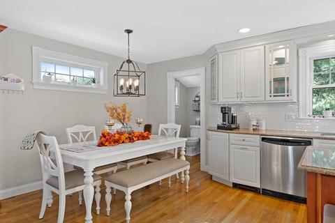 13 Winthrop Ave, Reading, MA 01867 photo 14