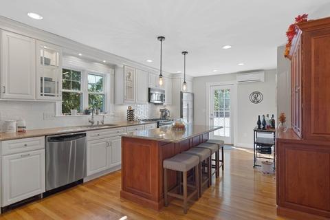 13 Winthrop Ave, Reading, MA 01867 photo 11