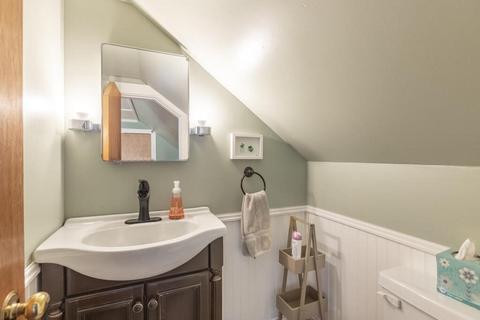 10 Abbott Rd, Gloucester, MA 01930 photo 20