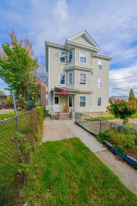 236 Tecumseh St, Fall River, MA 02721 photo 1