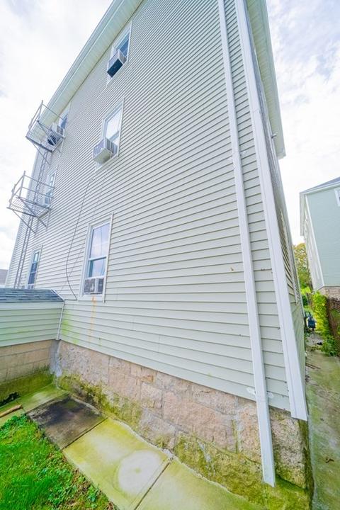 236 Tecumseh St, Fall River, MA 02721 photo 6