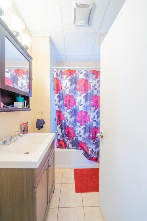 236 Tecumseh St, Fall River, MA 02721 photo 31