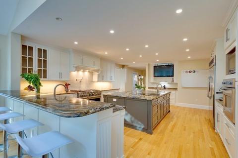 63 Brook St, Wellesley, MA 02482 photo 12