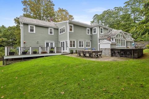 63 Brook St, Wellesley, MA 02482 photo 3