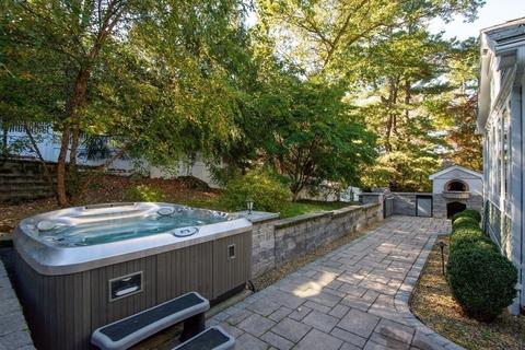 63 Brook St, Wellesley, MA 02482 photo 37