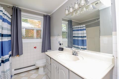 155 Senator St, Springfield, MA 01129 photo 22