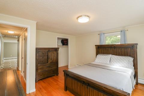 155 Senator St, Springfield, MA 01129 photo 18