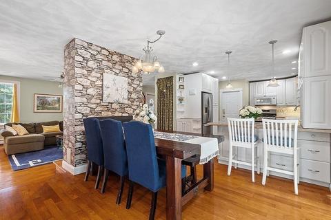 18 Hillcrest Rd, Danvers, MA 01923 photo 14