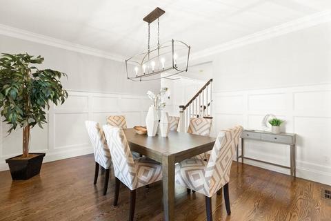 33 Spring Rd, Needham, MA 02494 photo 5