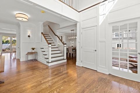 33 Spring Rd, Needham, MA 02494 photo 3