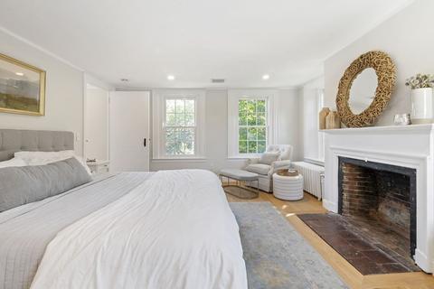 237 Hillside St, Milton, MA 02186 photo 16