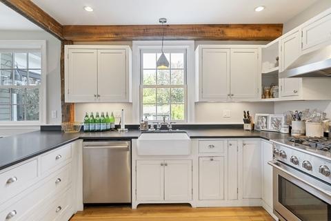 237 Hillside St, Milton, MA 02186 photo 7