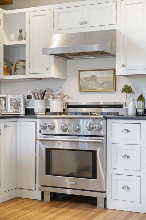 237 Hillside St, Milton, MA 02186 photo 4