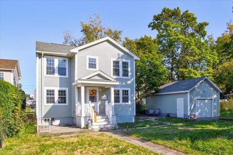 194 Doyle St, Fall River, MA 02723 photo 1